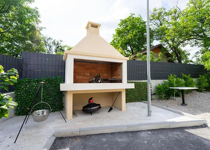 Kuca Za Odmor Sliskovic 度假居 Sliіkoviсi